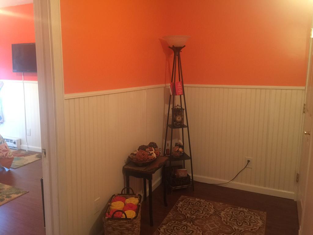 Brookside Inn At Laurens Room photo