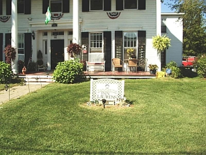 Brookside Inn At Laurens Exterior photo